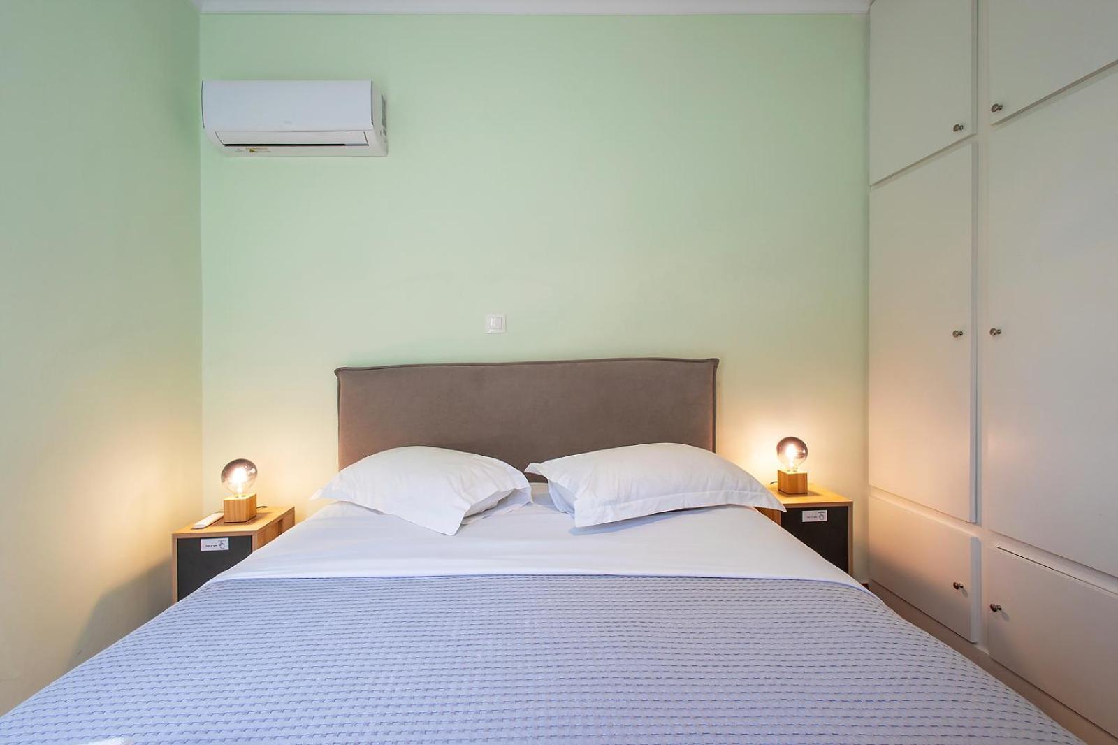 Aris123 By Smart Cozy Suites - Apartments In The Heart Of Athens - 5 Minutes From Metro - Available 24Hr Bagian luar foto