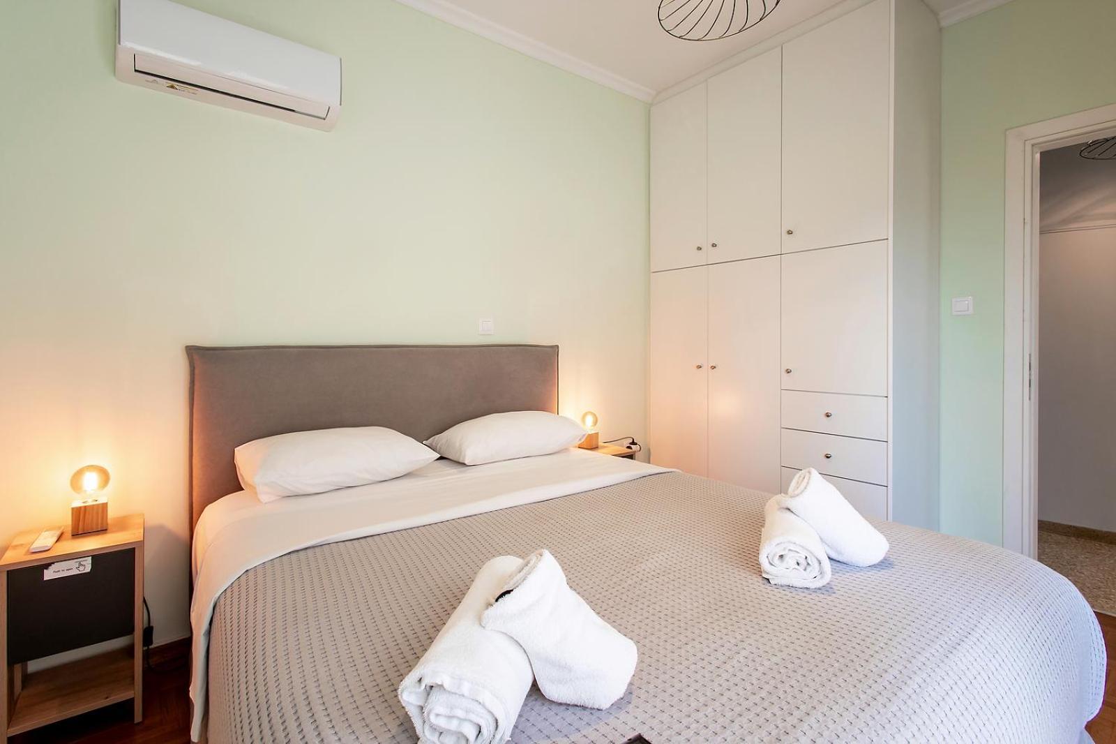 Aris123 By Smart Cozy Suites - Apartments In The Heart Of Athens - 5 Minutes From Metro - Available 24Hr Bagian luar foto