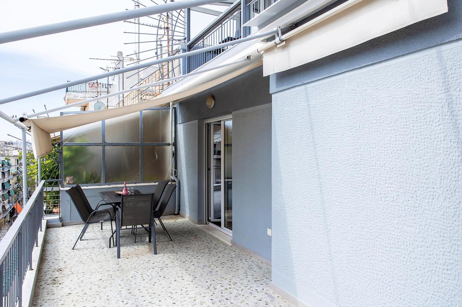 Aris123 By Smart Cozy Suites - Apartments In The Heart Of Athens - 5 Minutes From Metro - Available 24Hr Bagian luar foto