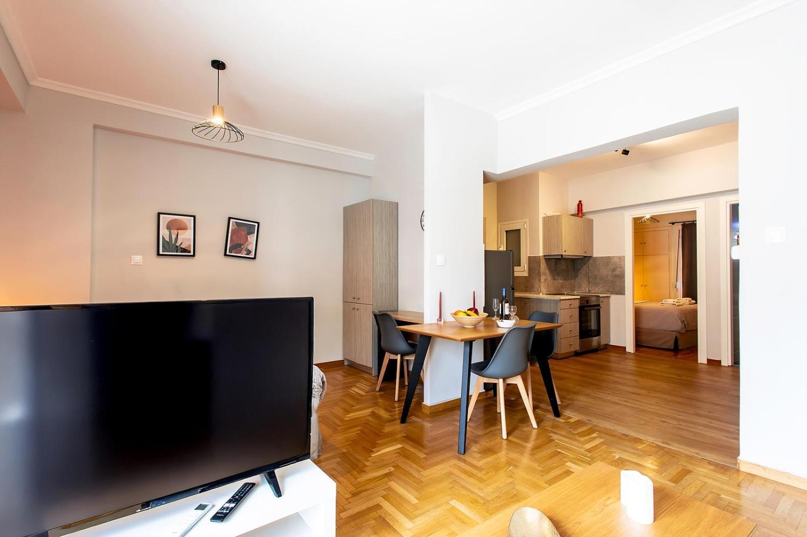 Aris123 By Smart Cozy Suites - Apartments In The Heart Of Athens - 5 Minutes From Metro - Available 24Hr Bagian luar foto