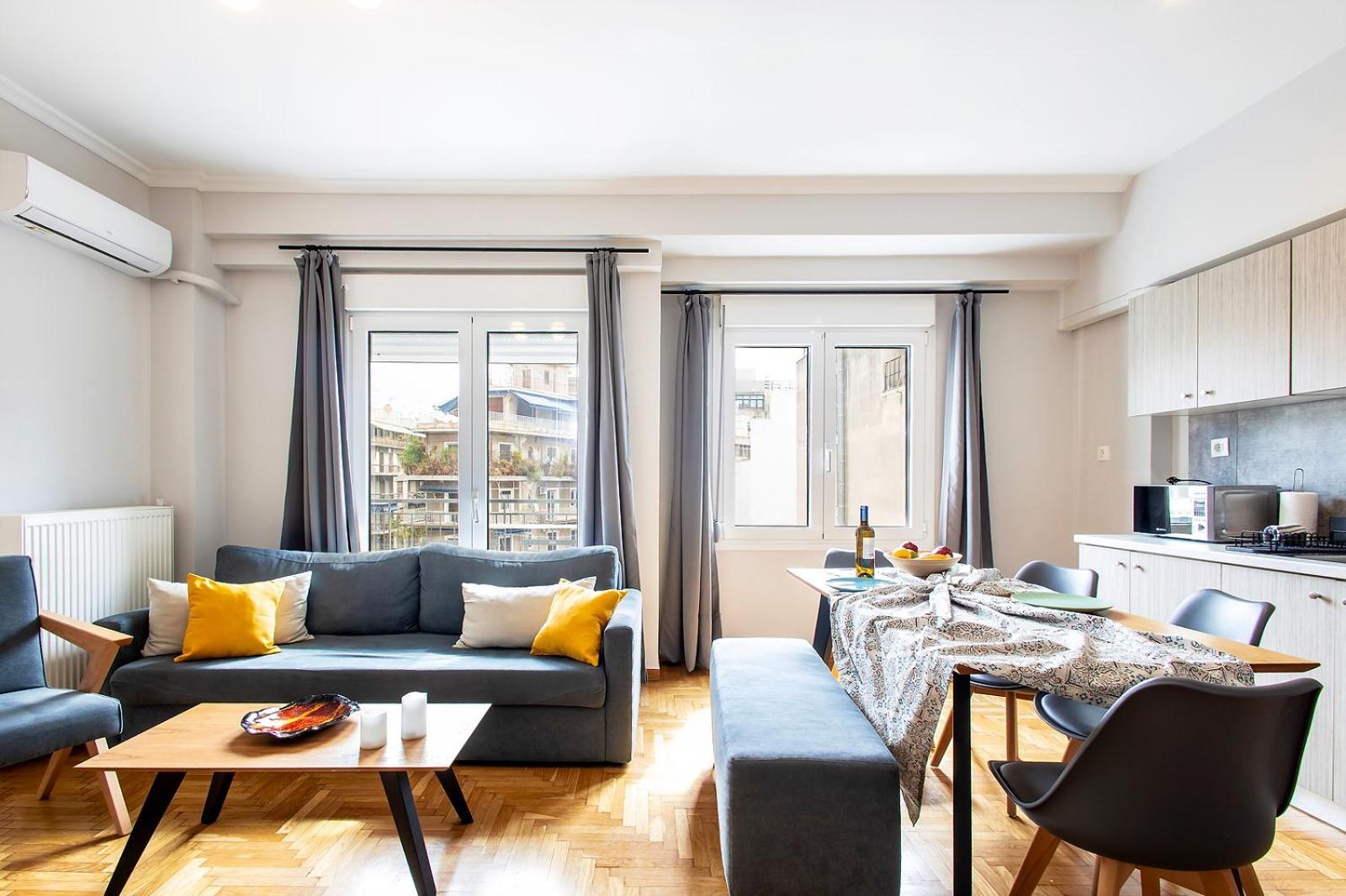 Aris123 By Smart Cozy Suites - Apartments In The Heart Of Athens - 5 Minutes From Metro - Available 24Hr Bagian luar foto