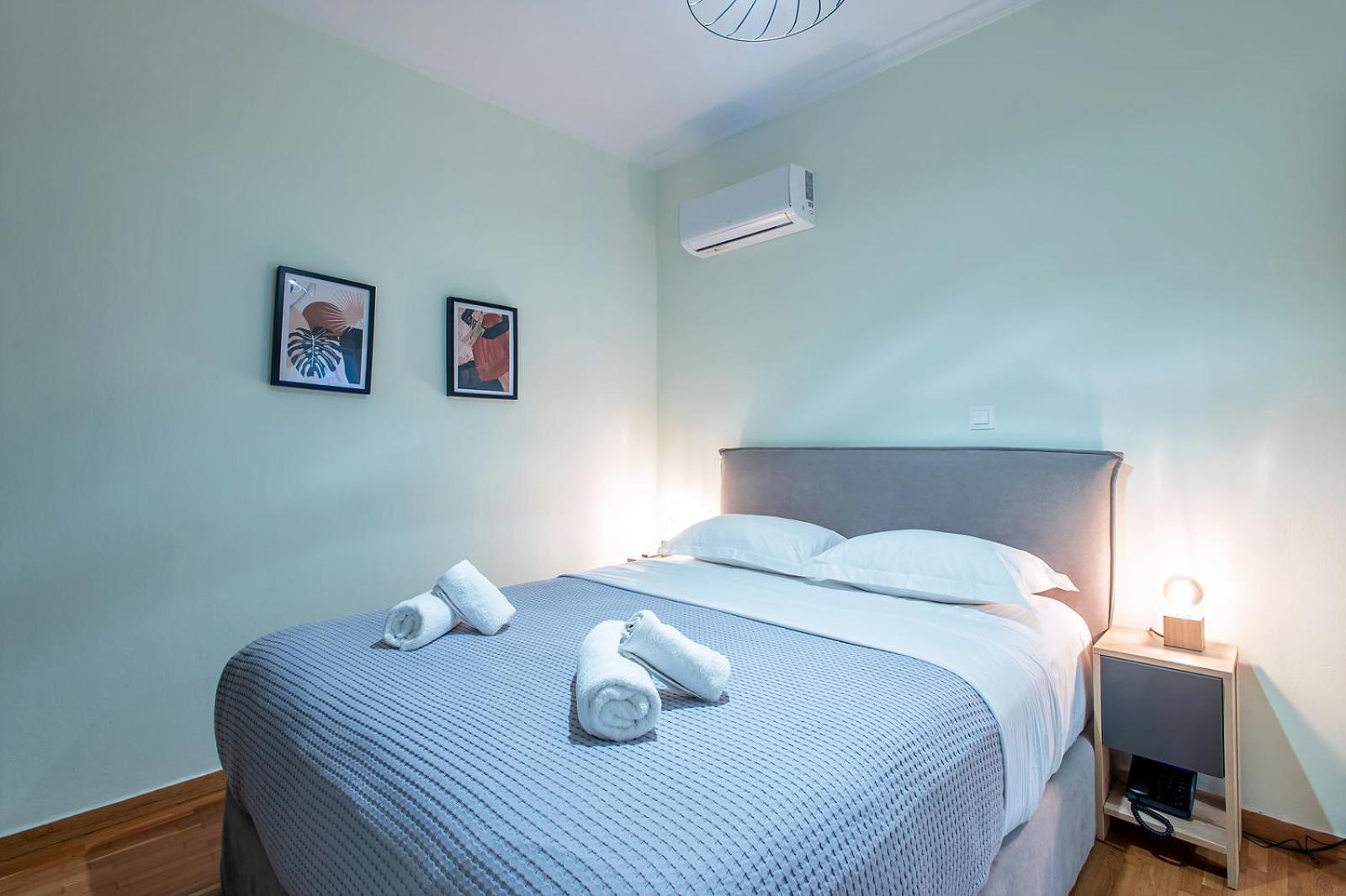 Aris123 By Smart Cozy Suites - Apartments In The Heart Of Athens - 5 Minutes From Metro - Available 24Hr Bagian luar foto